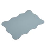 Mata z nieregularnym brzegiem z ekoskóry 30 x 45 cm gołębi