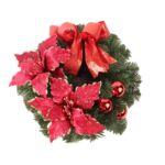 Wianek dekorowany na czerwono 45 cm