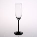 Kieliszek szampan 180 ml czarna nóżka