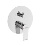 Bateria natryskowa podtynkowa z przełącznikiem LARGO, chrom