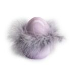 Figurka ceramiczna Jajko z piórami różne kolory 10,5 x 8,3 cm