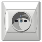 Gniazdo pojedyncze AKCENT białe z uziemieniem