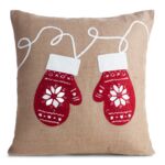 Poszewka świąteczna CHP/42 45 x 45 cm beżowo-czerwona