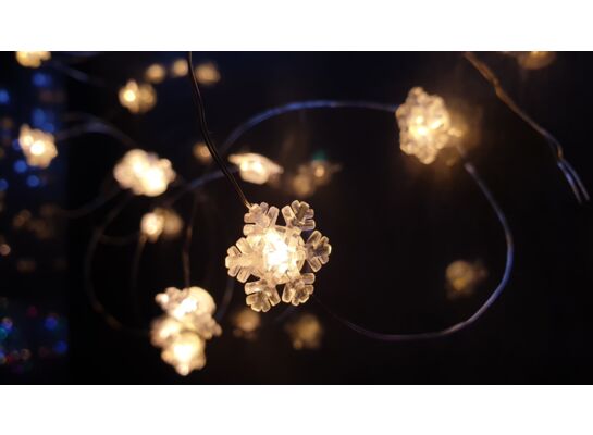 Lampki 10 LED ciepły biały na baterie mix wzorów Cortina