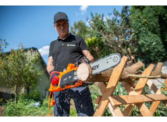 Pilarka elektryczna OTP1814 1800 W 35 cm Handy