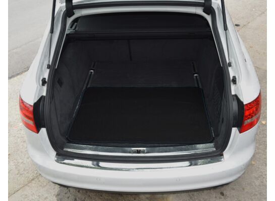 Mata samochodowa do bagażnika 80 x 120 cm kolorowa obwódka czarny