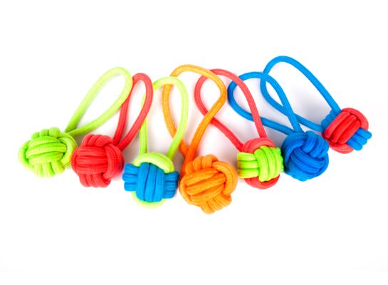 Piłka pleciona ze sznura z rączką Energy 110 g x 6,5 cm x 22 cm Dingo