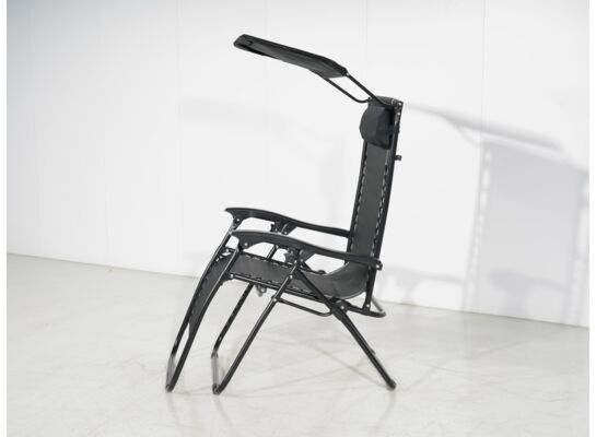 Fotel z podnóżkiem i daszkiem