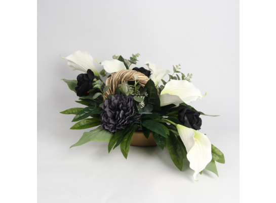 Elegancka kompozycja kwiatowa w podłużnej misie wys. 28 cm