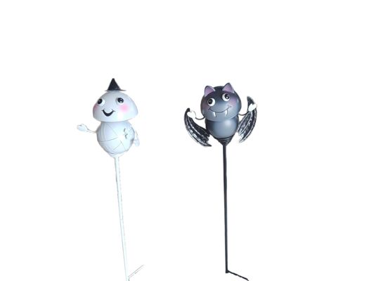 Metalowa figurka na piku wys. 70 cm