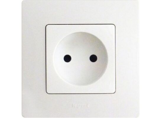 Gniazdo pojedyncze bez uziemienia Niloe Eco białe