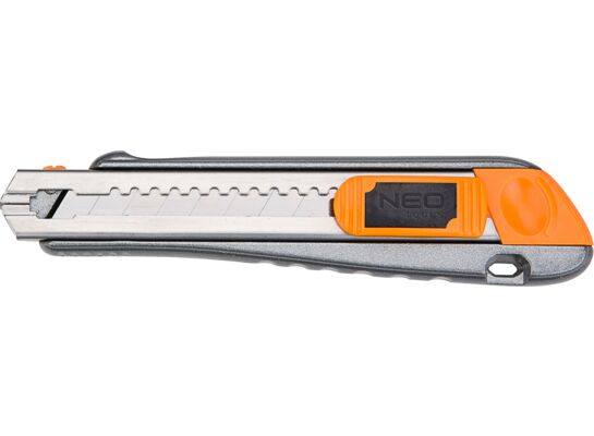 Nóż z ostrzem łamanym 18 mm, metalowy korpus NEO