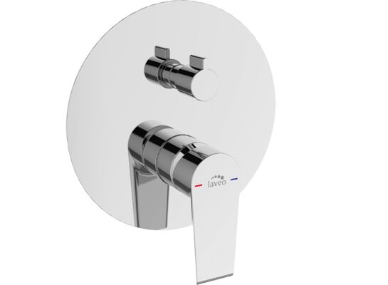 Bateria natryskowa podtynkowa z przełącznikiem LARGO, chrom