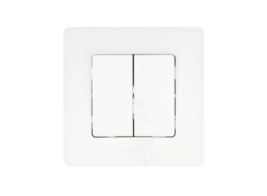 Łącznik świecznikowy Niloe biały Legrand