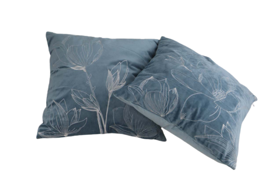 Poduszka welurowa niebieska jasna 43 x 43 cm 2 wzory