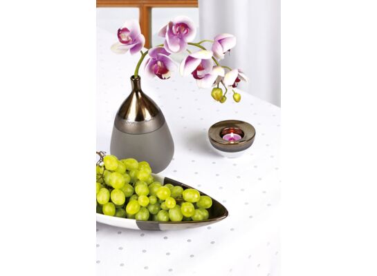 Obrus 130 x 180 cm biały w kropki