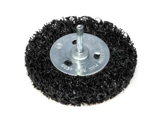 Tarcza z włókniny ściernej 100 mm z trzpieniem DEDRA