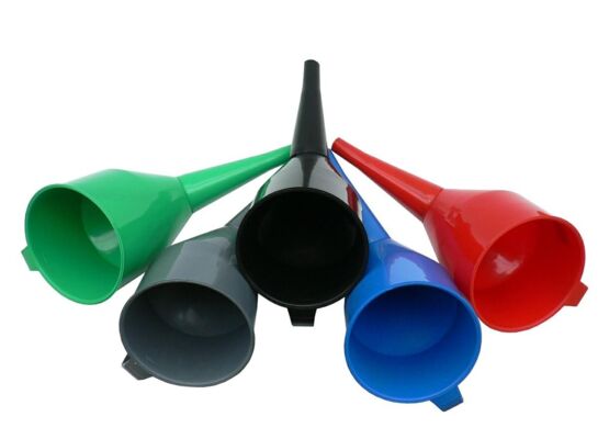 Lejek do paliwa skośny