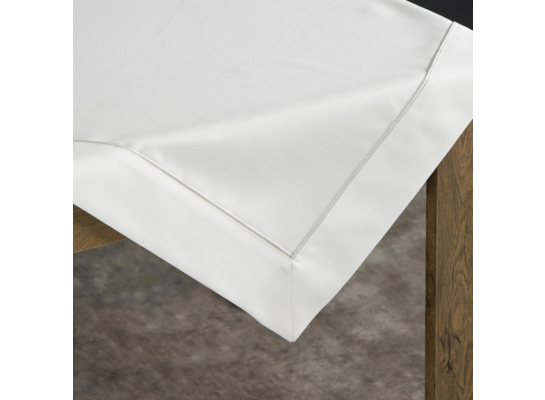 Obrus dekoracyjny Dorita 85 x 85 cm biały