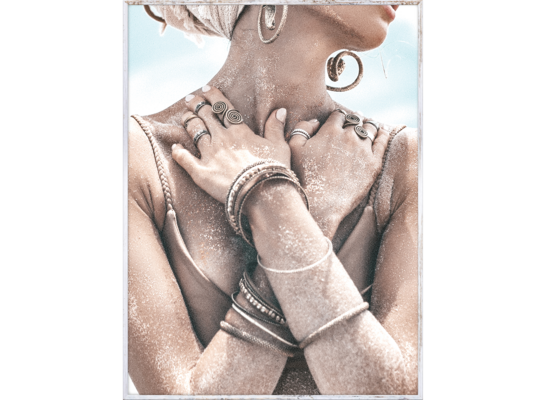 Obraz w drewnianej ramie 30 x 40 cm Kobieta plaża