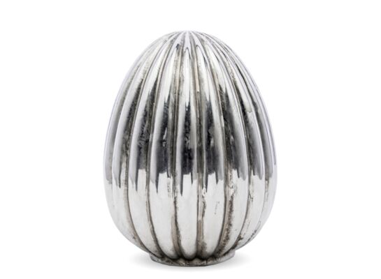 Ozdoba jajko z kamionki 15 x 11 cm srebrna